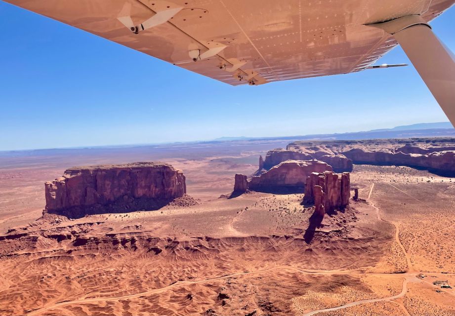 Moab: Monument Valley & Canyonlands Airplane Combo Tour - Key Points
