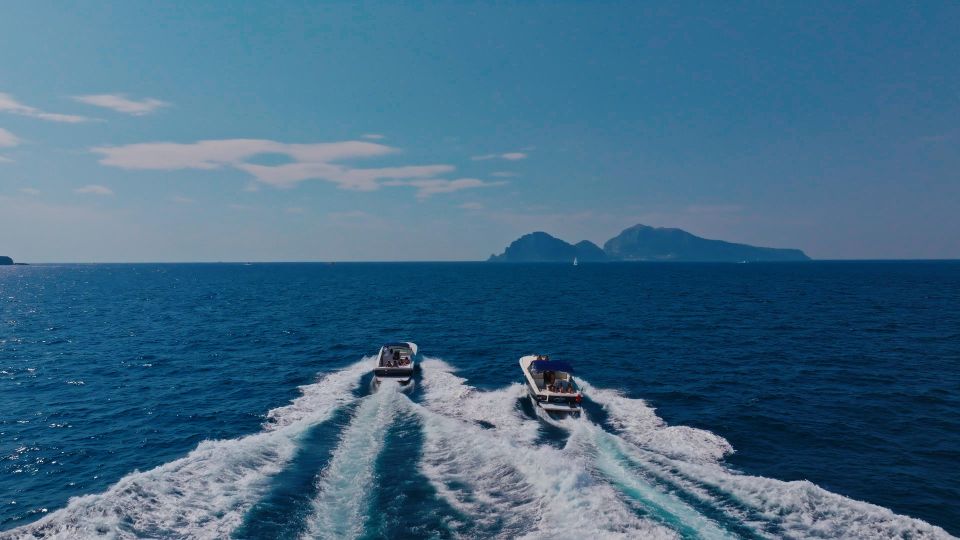 Private Luxury Boat Transfer : From Napoli to Capri - Key Points