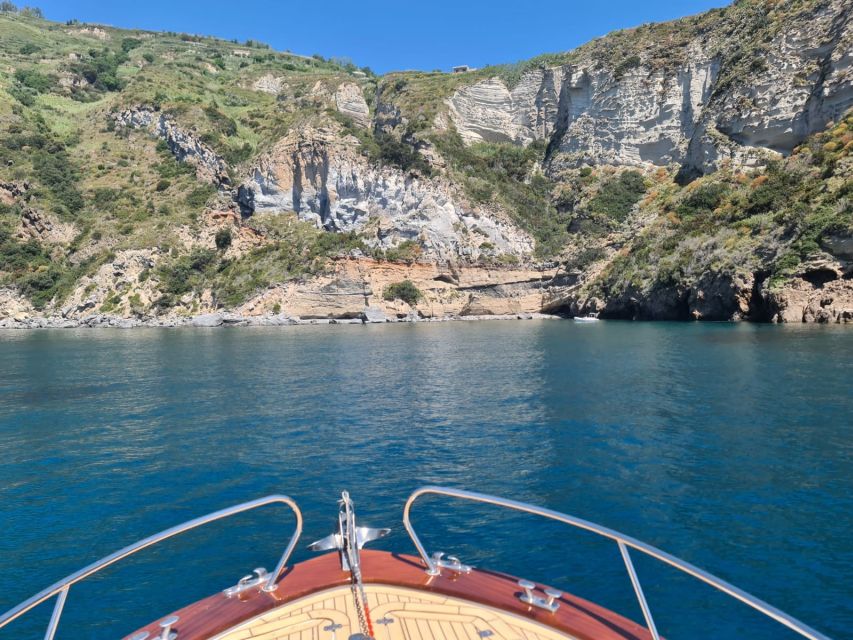 Sorrento/Positano: Capri Island RIB Boat Tour With Drinks - Key Points