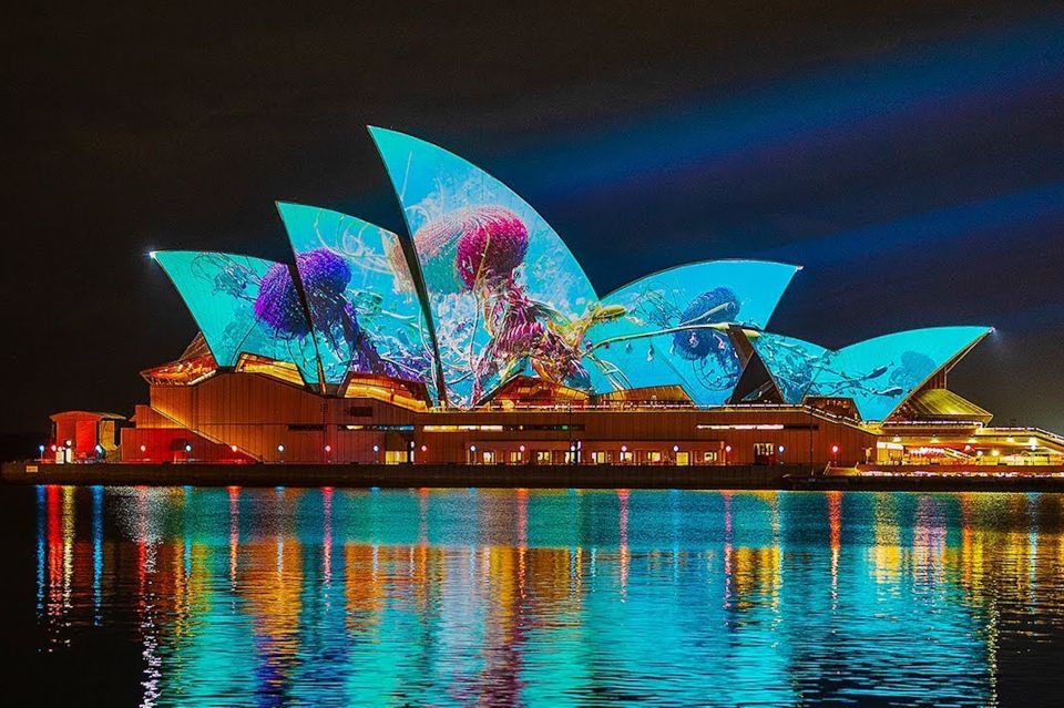 Sydney: Vivid Harbour Cruise With Canapes - Key Points