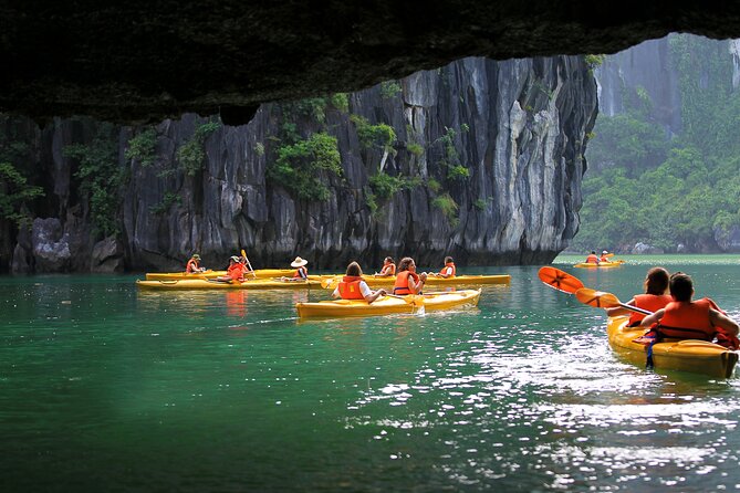 2 Days Adventure Cruise in Ha Long Bay