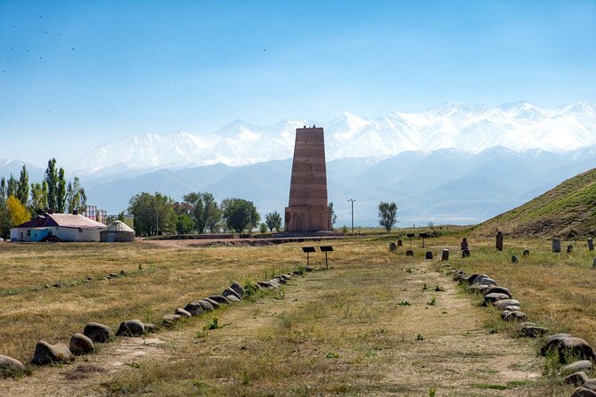 3-Day Tour Around Issyk Kul Lake With Yurt Stay and Eagle Hunting Show