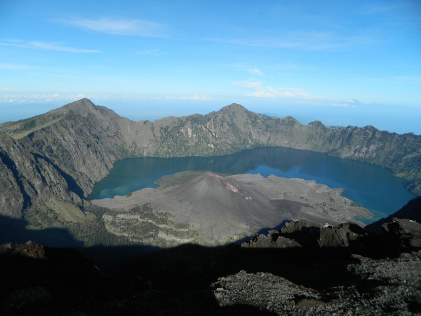3D2N Trekking Mt Rinjani to Summit, Lake, Hot Spring