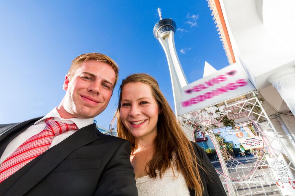 A Love Story in Las Vegas: Romance Meets Adventure