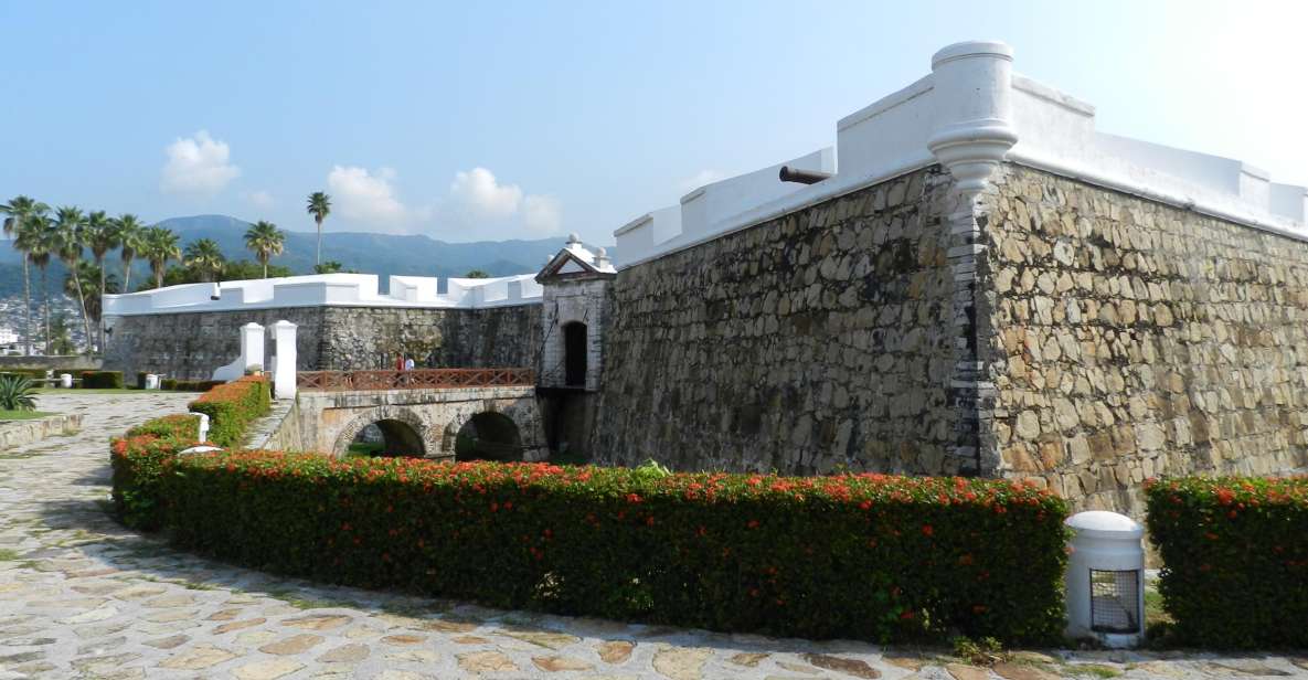 *Acapulco Walking Tour San Diego Fort Museum & Cliff Divers