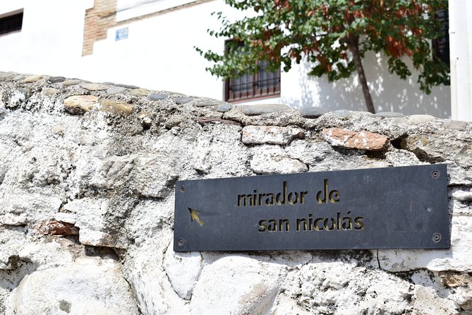 Albaicín & Sacromonte Walking Tour - Overview of the Walking Tour