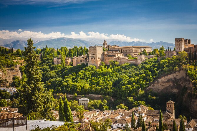 Alhambra Skip-The-Line Tour: Nasrid Palaces, Alcazaba and Generalife - Meeting and End Point