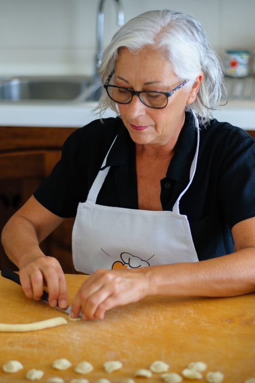 Altamura: Market & Cooking Demo at a Local’s Home