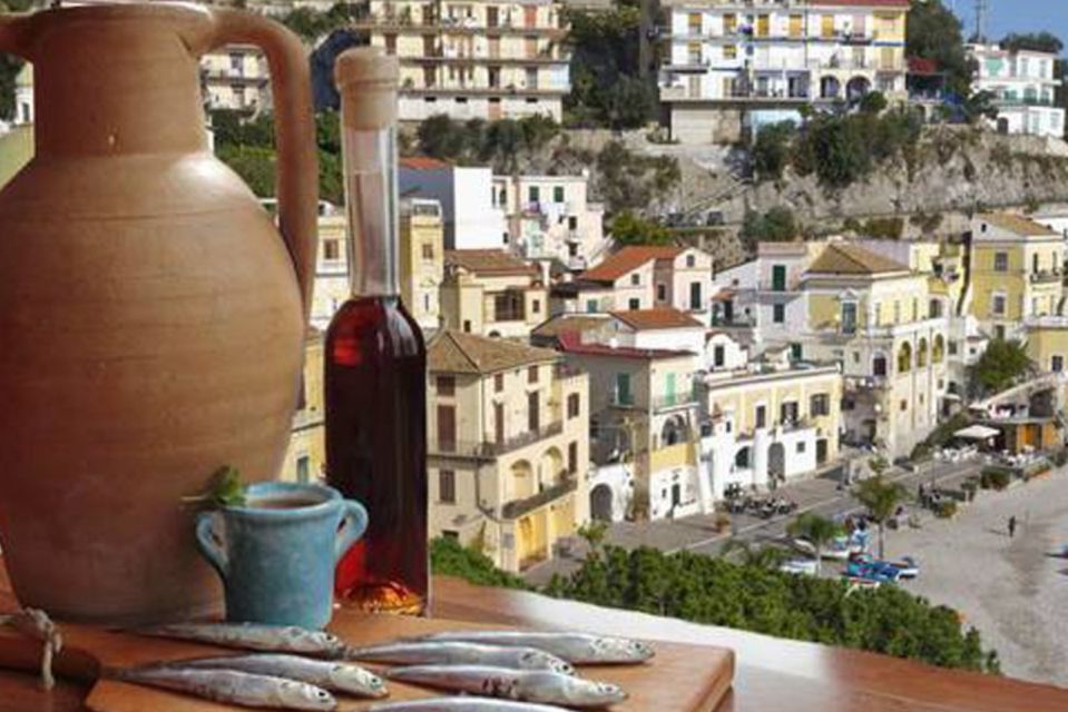 Amalfi Coast: Private Sunset Cruise With Dinner on Board