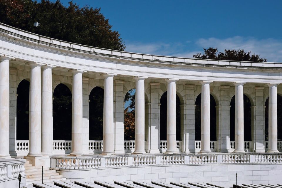 Arlington Cemetery and Changing of the Guards Guided Tour