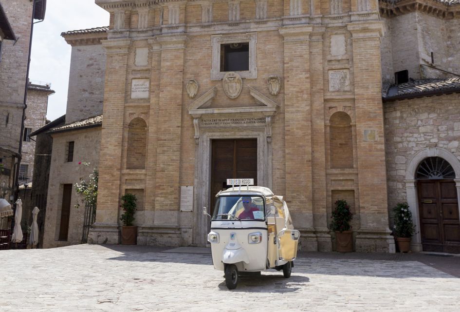 Assisi: The Life of Saint Clare Tour by Tuk Tuk