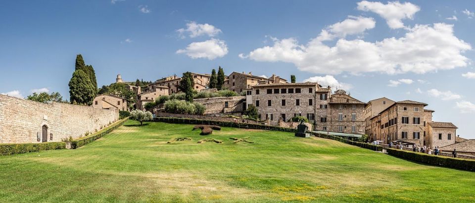 Assisi Walking Tour: Saint Francis and Saint Claire