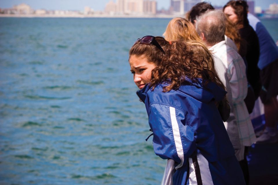 Atlantic City: Dolphin Watching Ocean Cruise Adventure