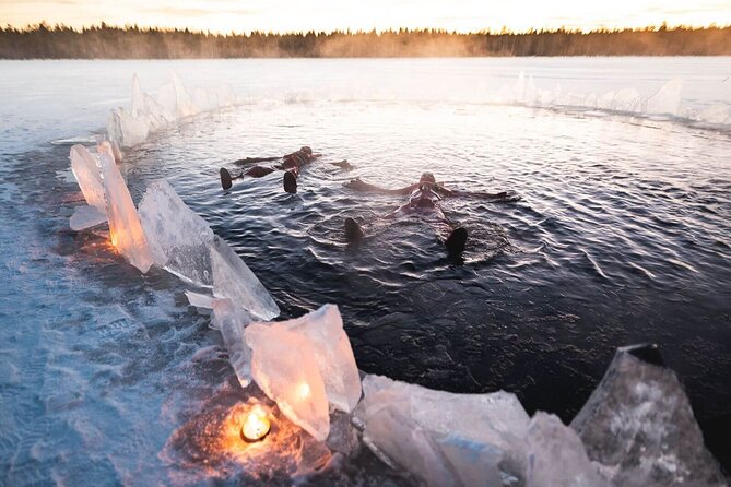 Aurora Arctic Ice Floating in Rovaniemi, Small-group