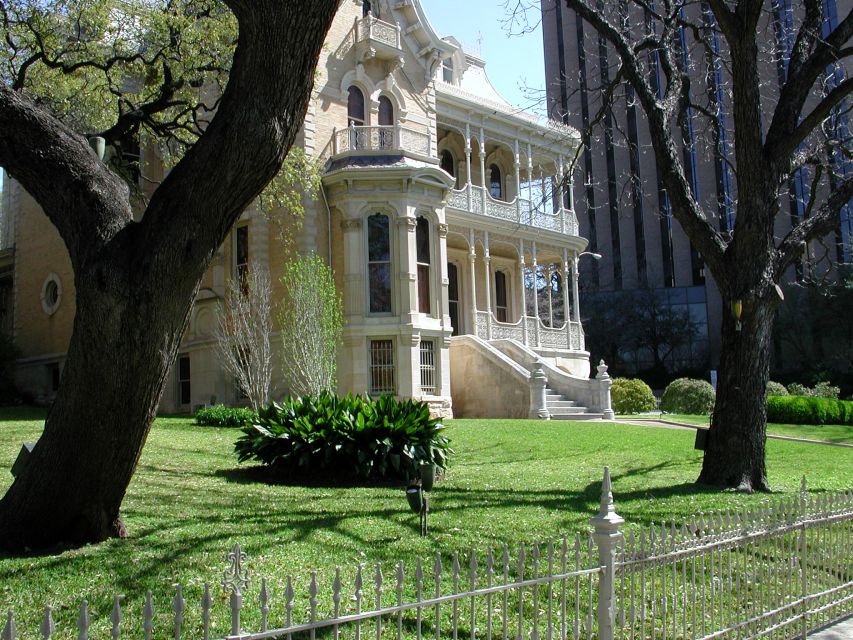 Austin: Panoramic City Center Tour With Stops - Tour Overview