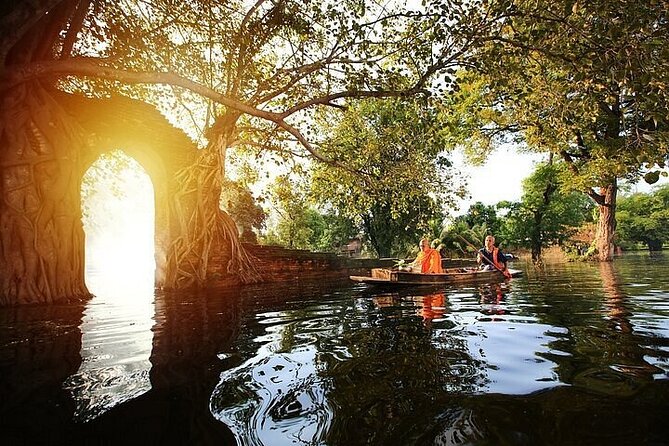 Ayutthaya Ancient Temples Tour With Heritage 100'S Years Boat - Overview of the Tour