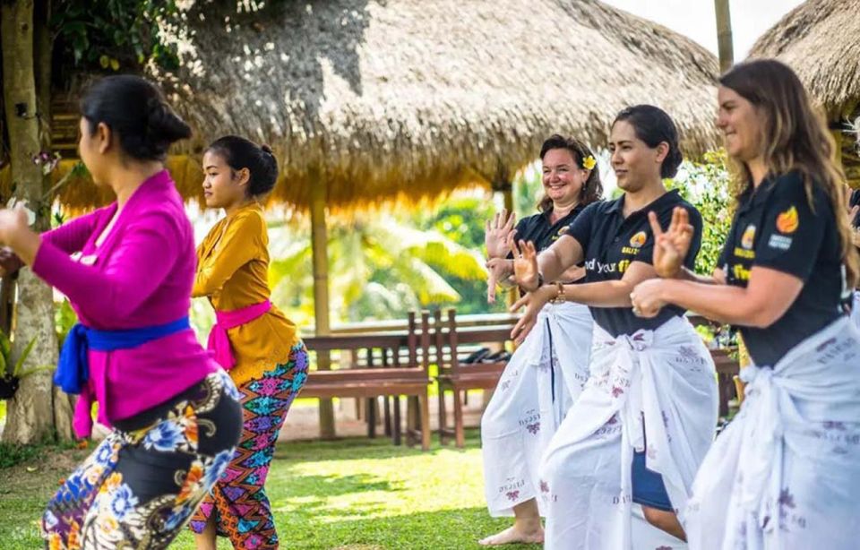 Bali : Balinese Dance Class Led by Experienced Instructors