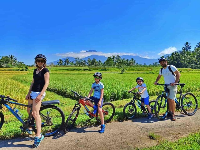 Bali: Countryside on Two Wheels Cycling Adventure
