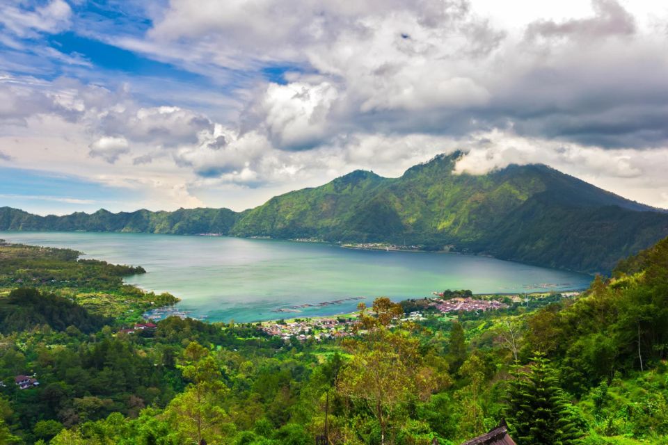 Bali: Mount Batur Sunrise Hike & Swing