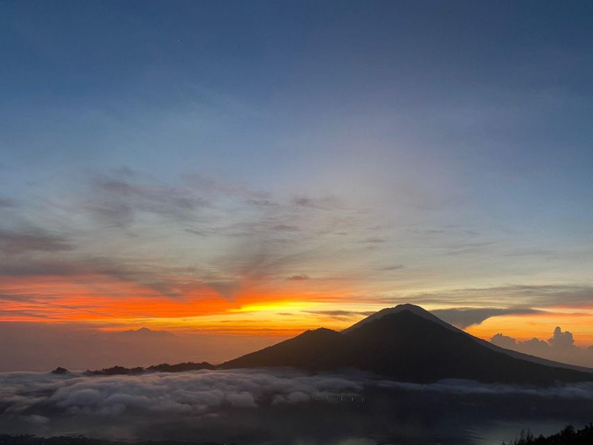 Bali: Mount Batur Sunrise Hike With Breakfast