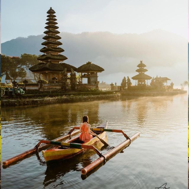 Bali: Swim With Dolphins, Ulundanu Bratan & Scenic Waterfall