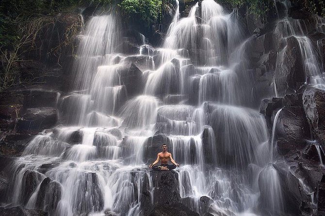 Bali Tour: Tegenungan – Tukad Cepung – Kanto Lampo – Tibumana Waterfall