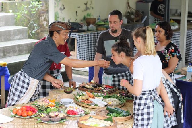 Balinese Cooking Class & Tanah Lot Temple Visit – Private & All-Inclusive