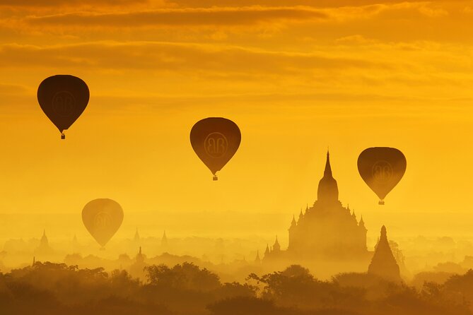 Balloons Over Bagan - Discovering Bagans Temples by Balloon