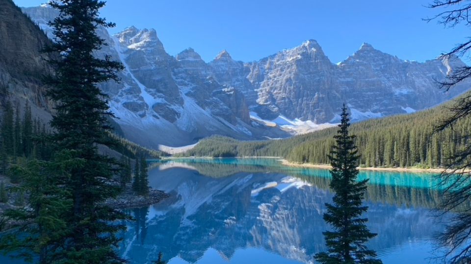 Banff/Canmore: Sunrise Experience at Moraine Lake - Tour Details