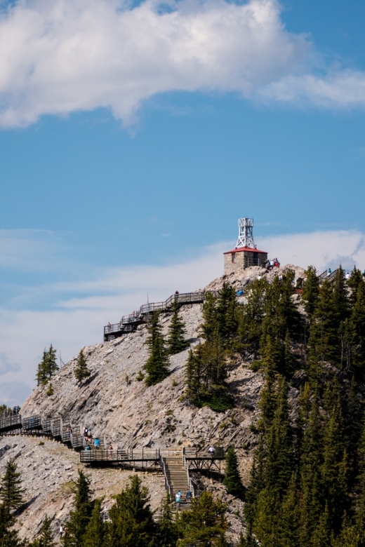 Banff: Historic Cave & Basin Self-Guided Walking Audio Tour