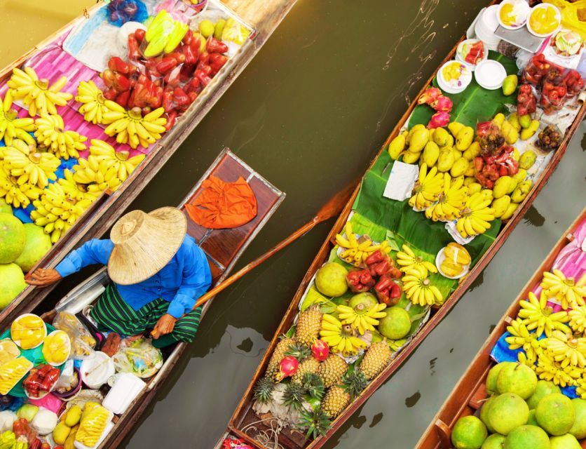 Bangkok: Amphawa Floating & Railway Markets Guided Day Tour