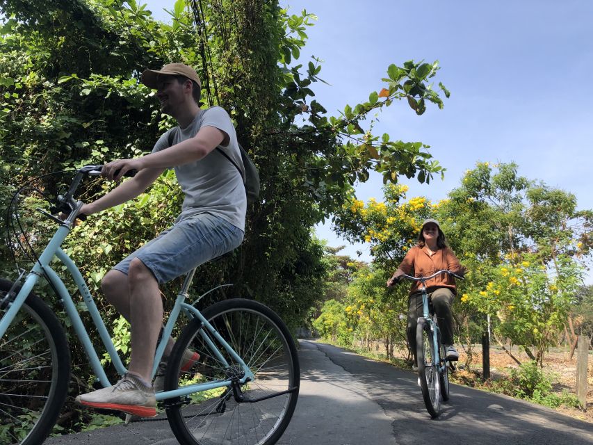 Bangkok: Backstreets and Hidden Gems Bike Tour