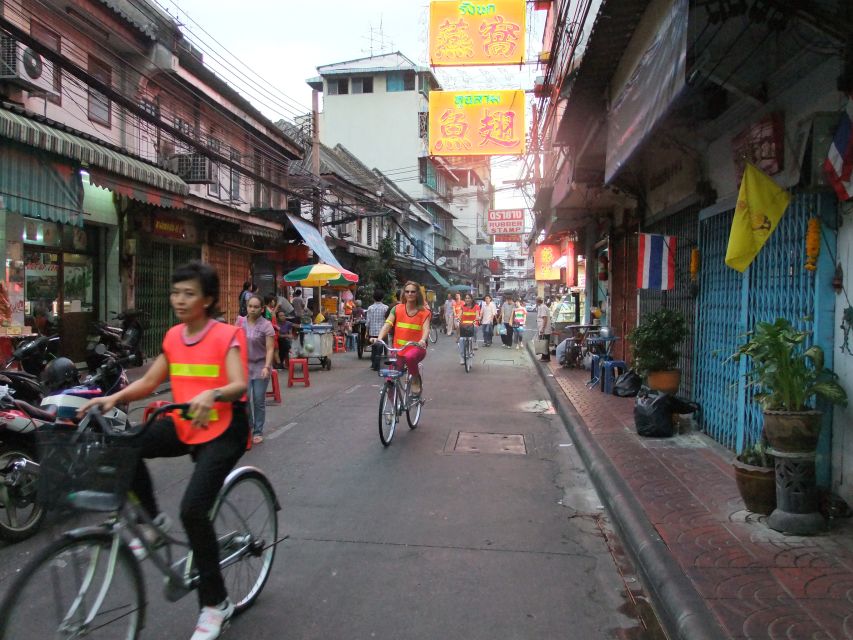 Bangkok by Night Cycling Tour