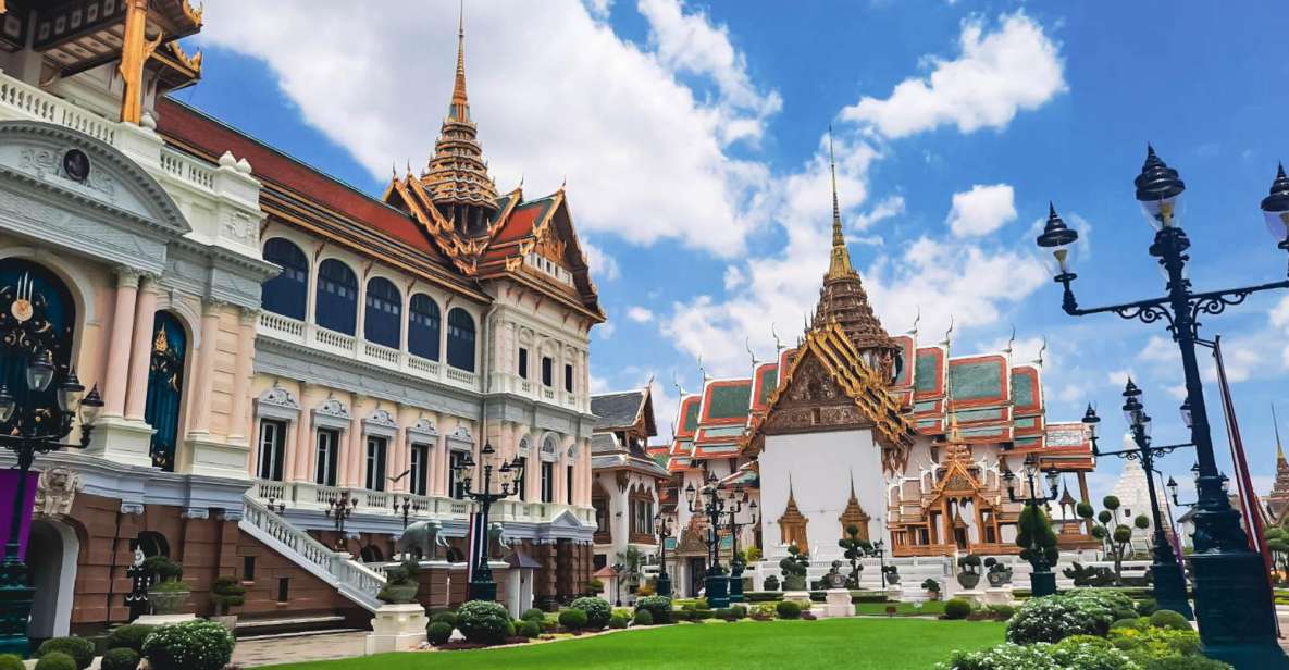 Bangkok: Grand Palace and Wat Phra Kaew Guided Walking Tour