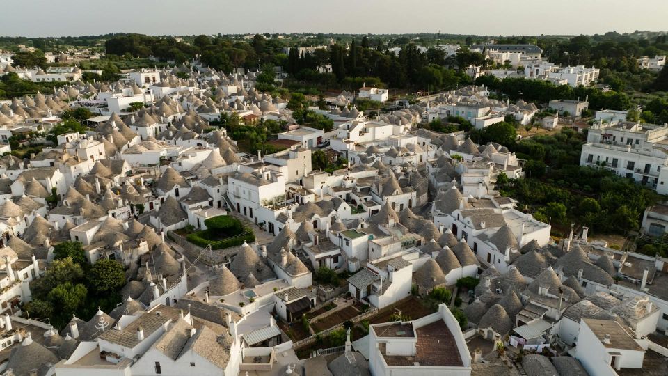 Bari: Alberobello, Martina Franca, and Locorotondo Tour