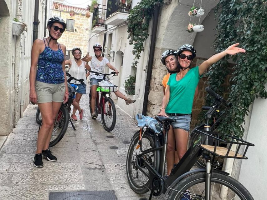 Bari/Gioia Del Colle: Ebike Tour & September Grape Harvest