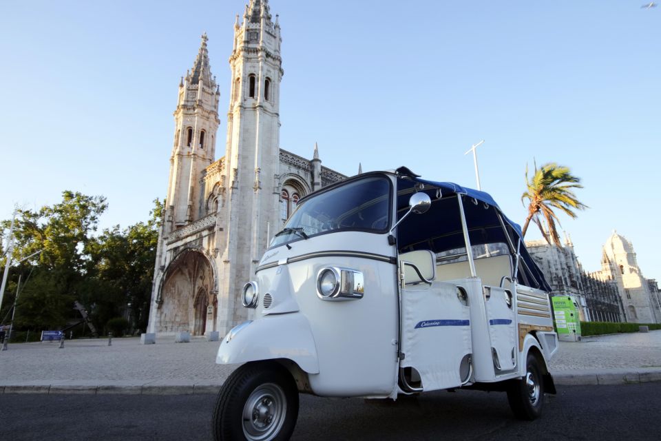 Belém: Tuk Tuk Tour – 2H – Pastries of Belém Included