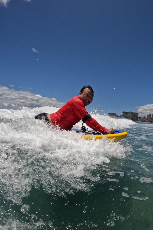 Bodyboard Lesson in Waikiki, 3 or More Students, 13+