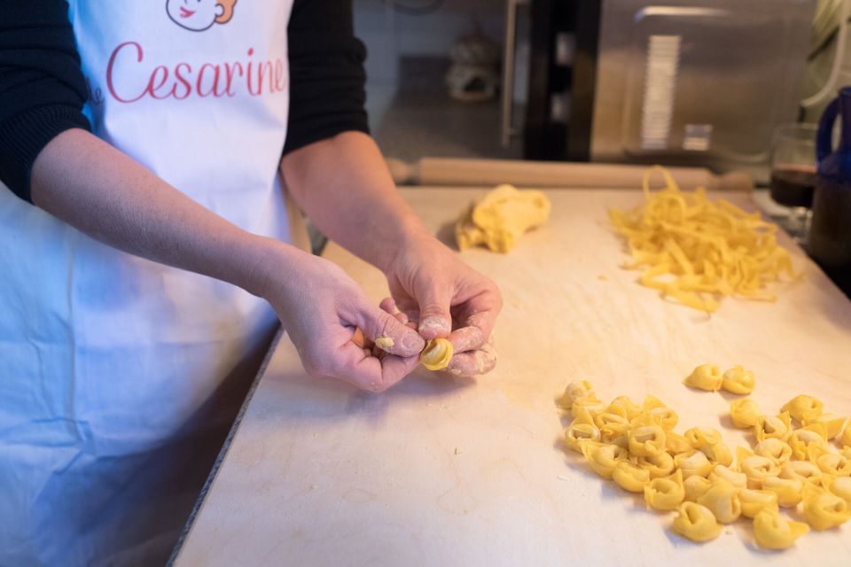 Bologna: Tortellini Masterclass at a Locals Home