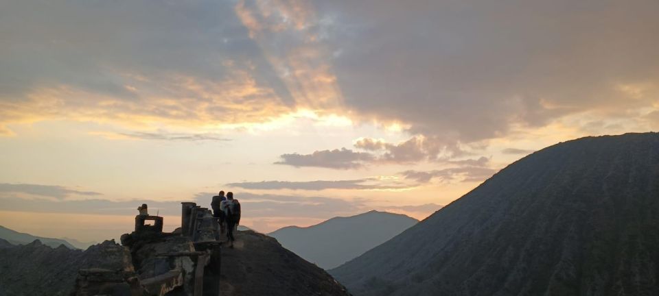 Bromo Ijen Tour From Surabaya 3 Days 2 Nights