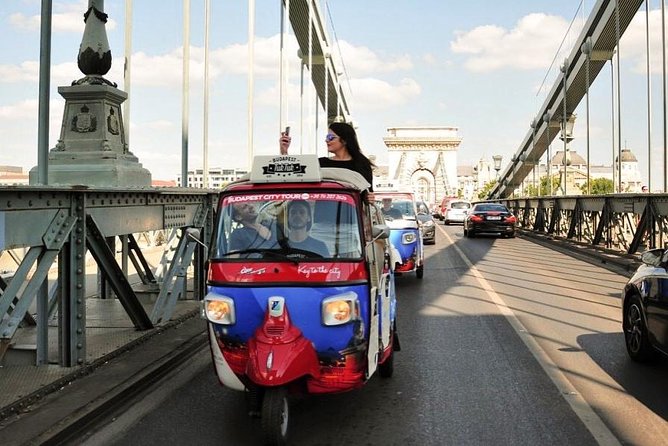 Budapest Romantic Private Tuk Tuk Tour