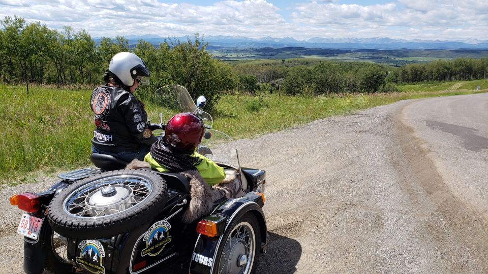 Calgary: Sidecar Motorcycle Tour of Rocky Mountain Foothills