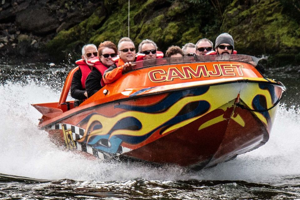 Cambridge: Waikato River 45-Minute Extreme Jet Boat Ride