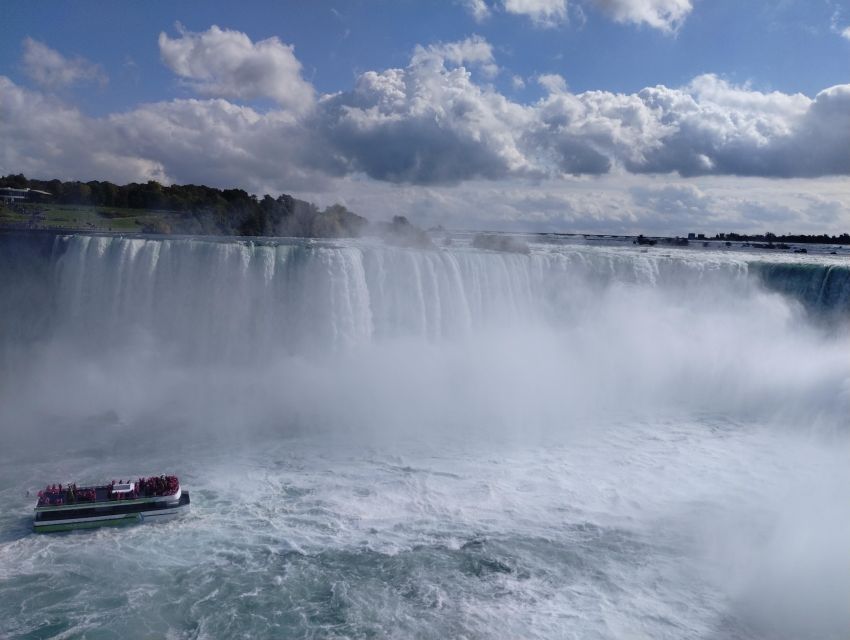 Canadian Small Group Tour W Boat, Aerocar or Skylon Tower