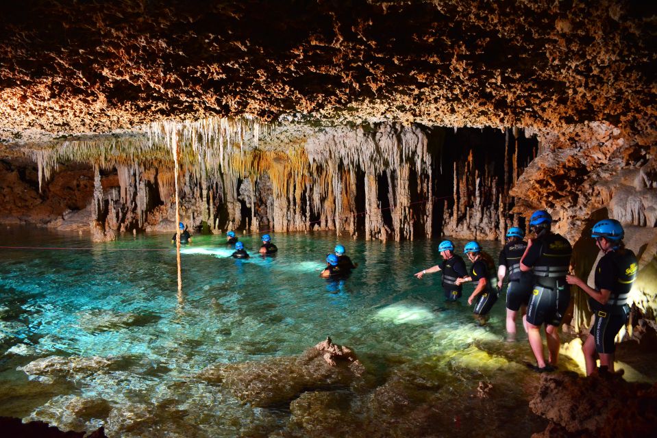 Cancun/Playa Del Carmen: Tickets to Rio Secreto and Lunch