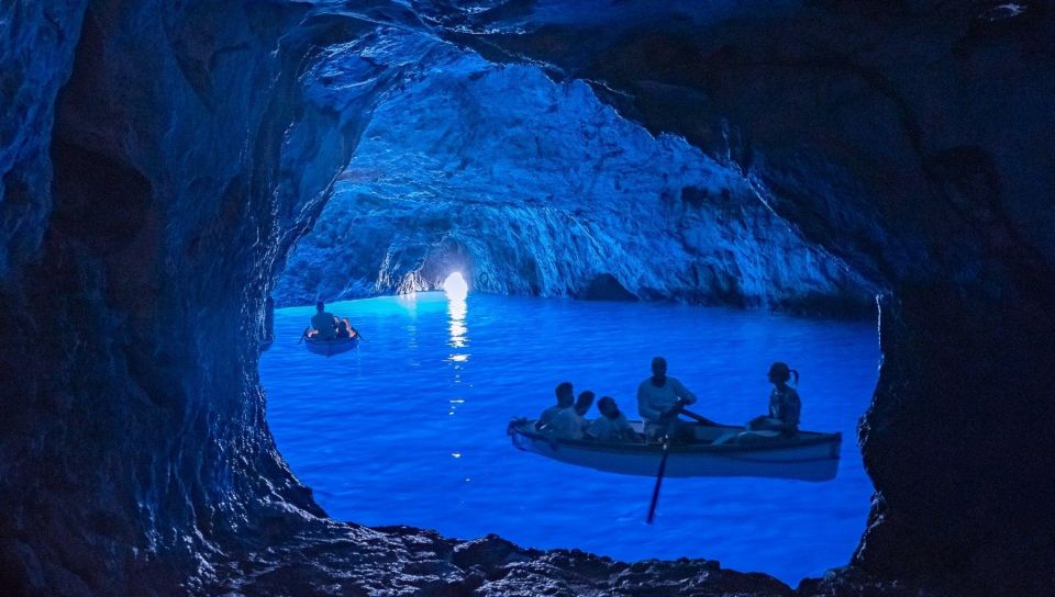 Capri: Private Boat Tour With Visit to the Caves - Tour Overview