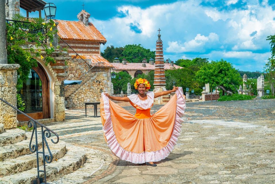 Catalina Island & Altos De Chávon Full-Day Tour