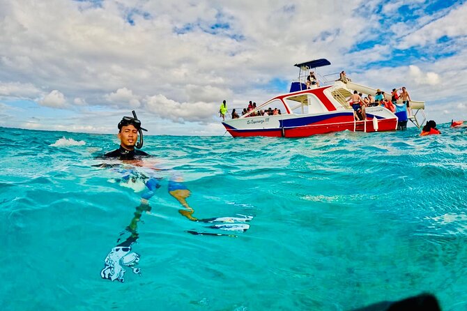 Catamaran Party Boat Half Day Trip With Snorkeling and Natural Pool