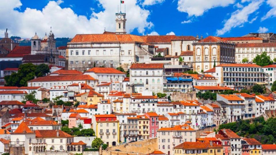 CENTRAL PORTUGAL: FULL DAY TOUR COIMBRA > FÁTIMA SEDAN