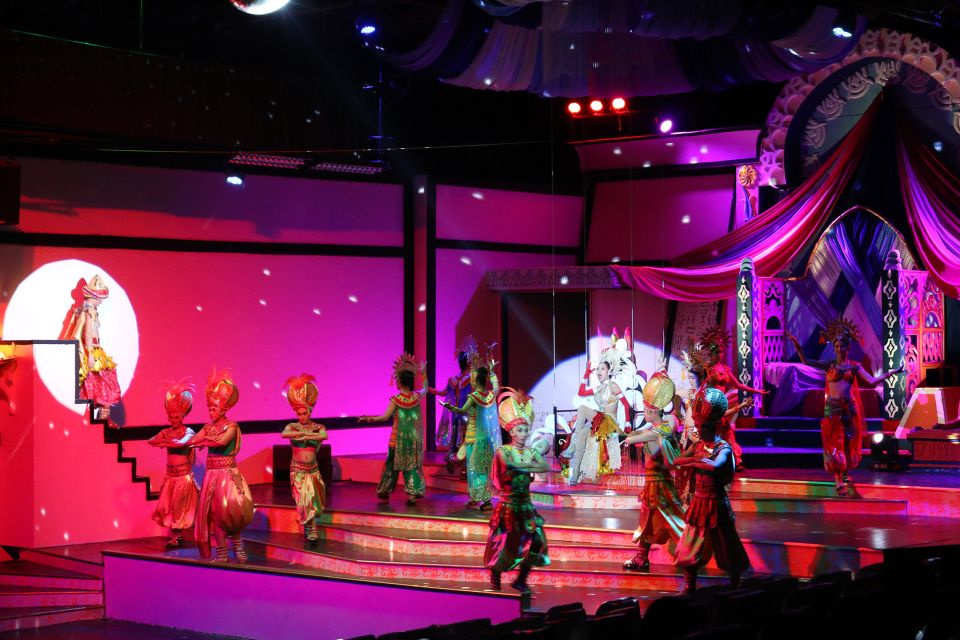 Chiang Mai: Miracle Cabaret With Private Transfer